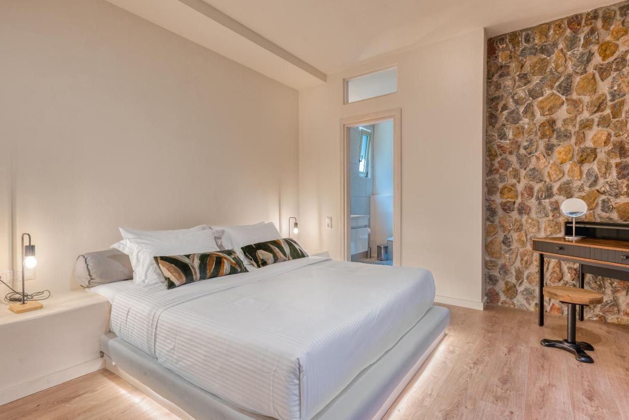 Saronis Suites Saronida Экстерьер фото